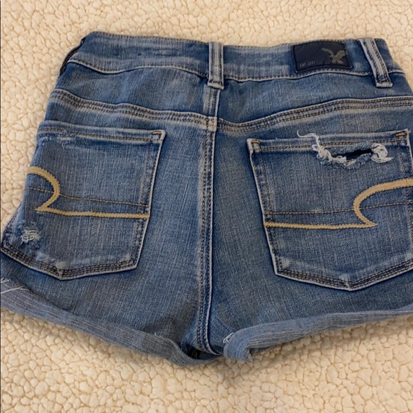 American Eagle High-Rise Jean Shorts - Picture 2 of 4